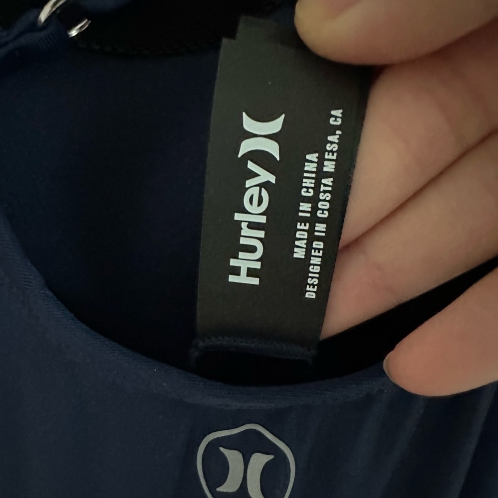 Hurley One Piece Swimsuit UPF 50 - Picture 7 of 7